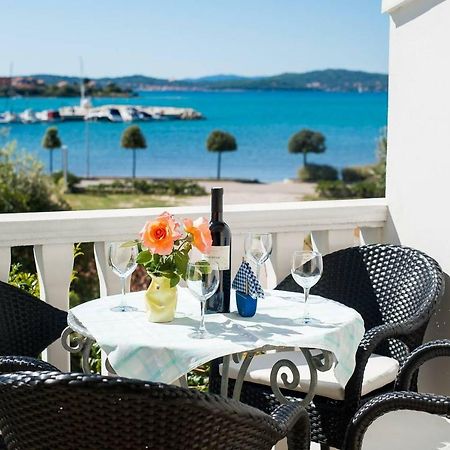 Apartmani Labud Sukošan Exterior foto