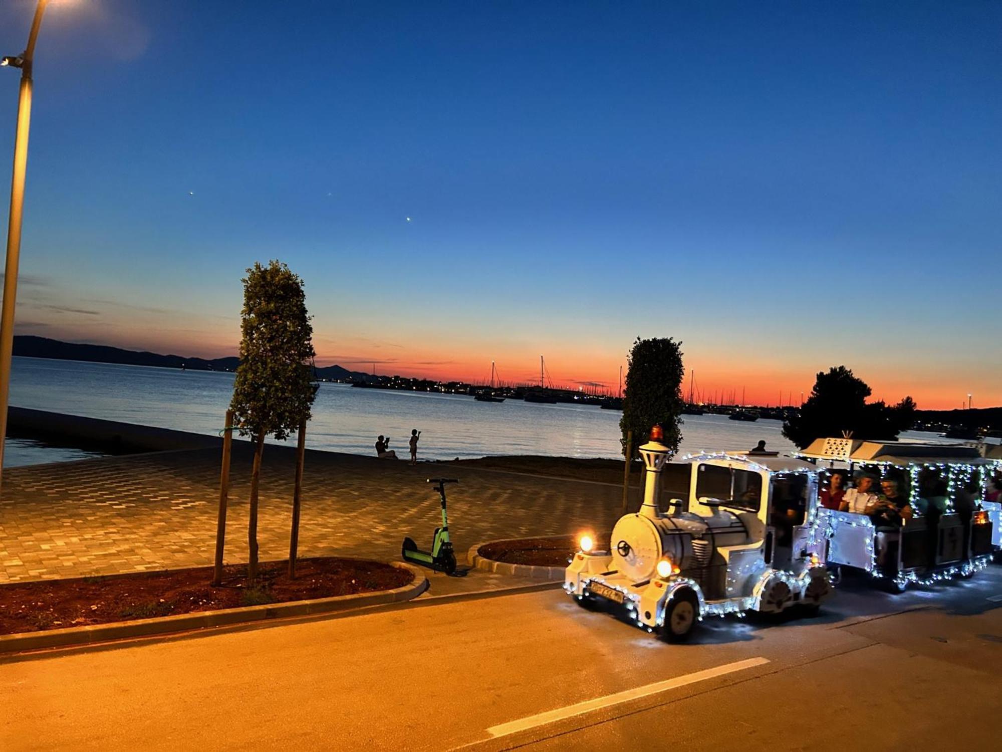Apartmani Labud Sukošan Exterior foto